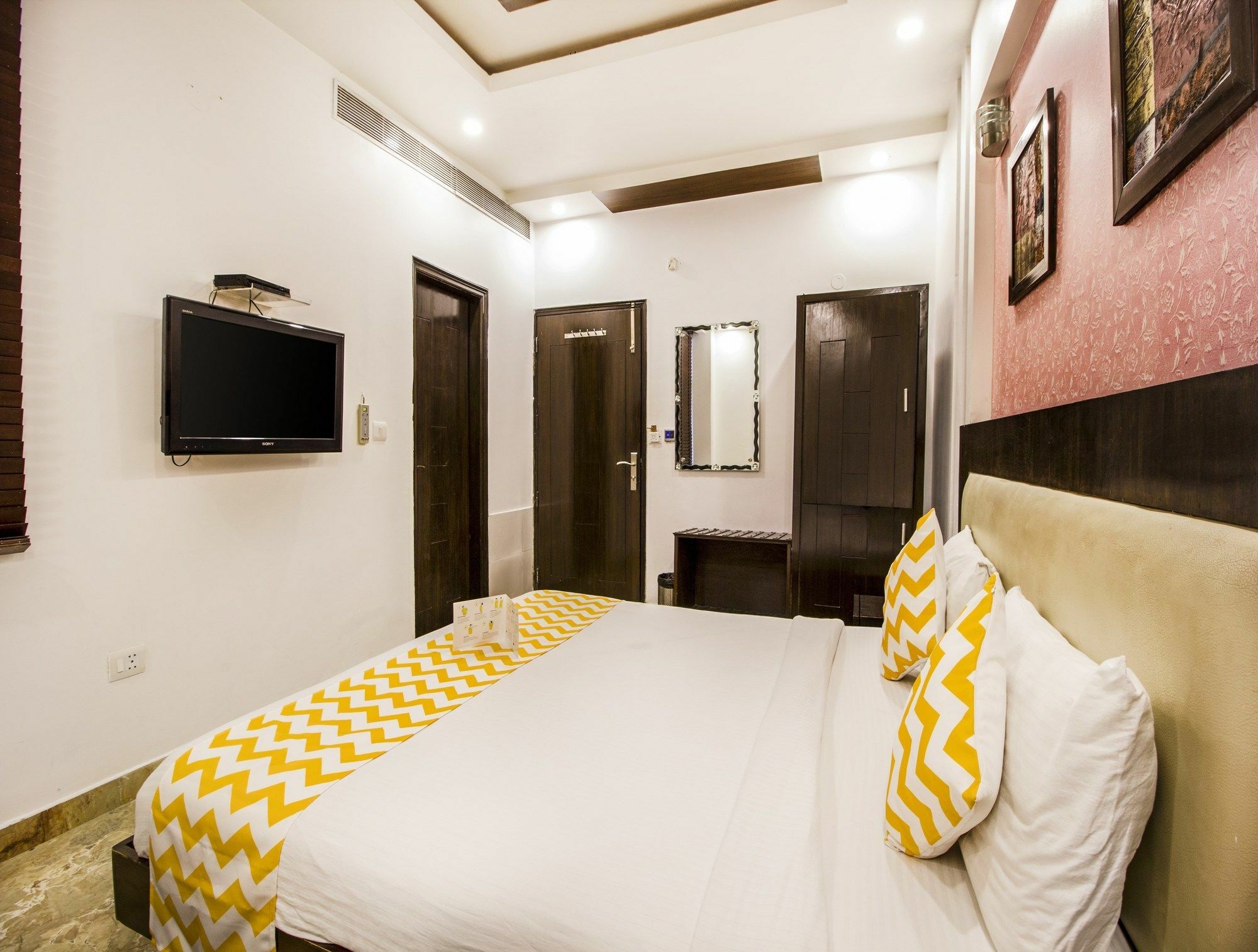 Fabhotel Sehej Inn Нью-Дели Экстерьер фото